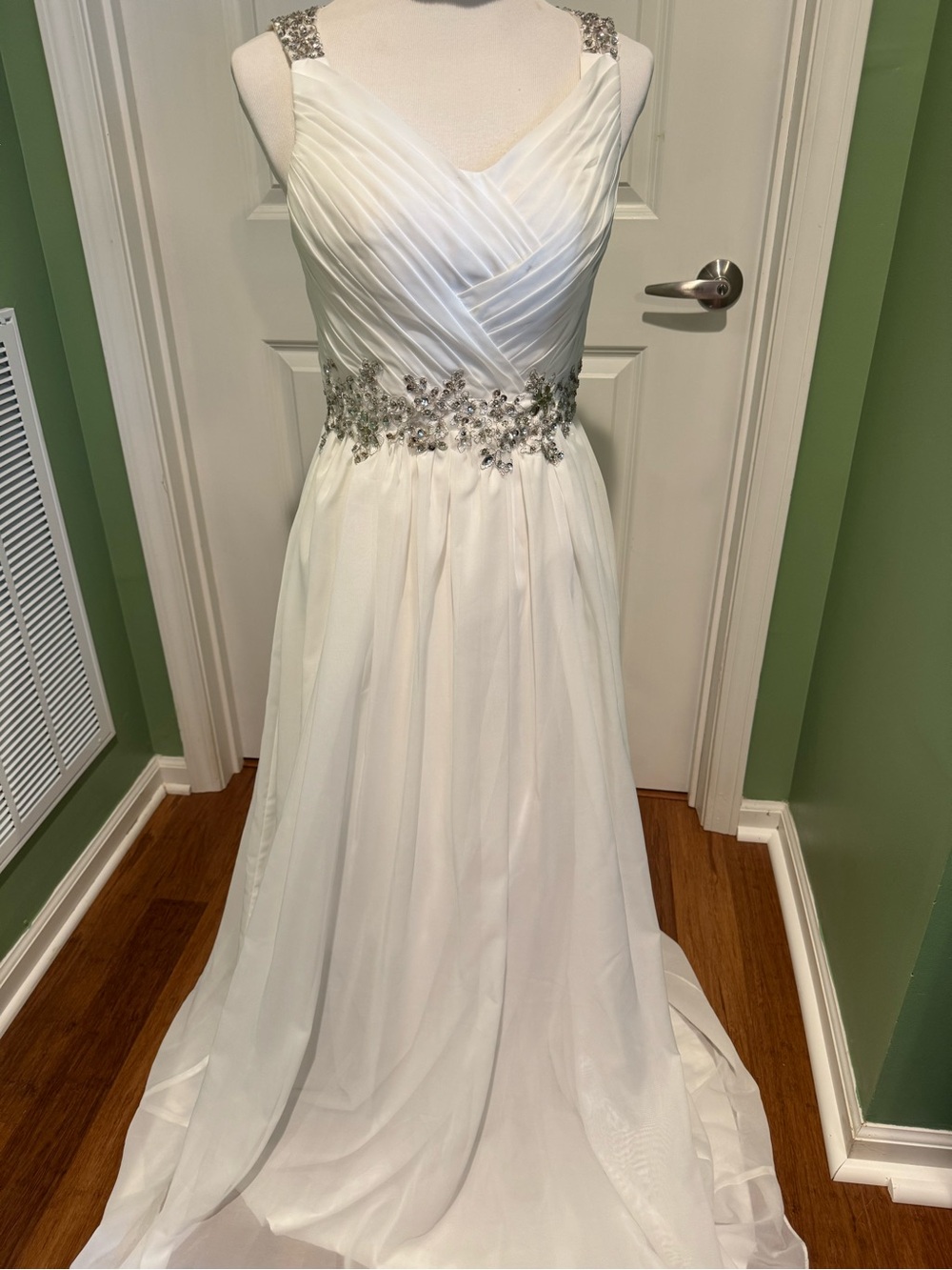 Elegant White Wedding Dress with Beaded Waist and Straps